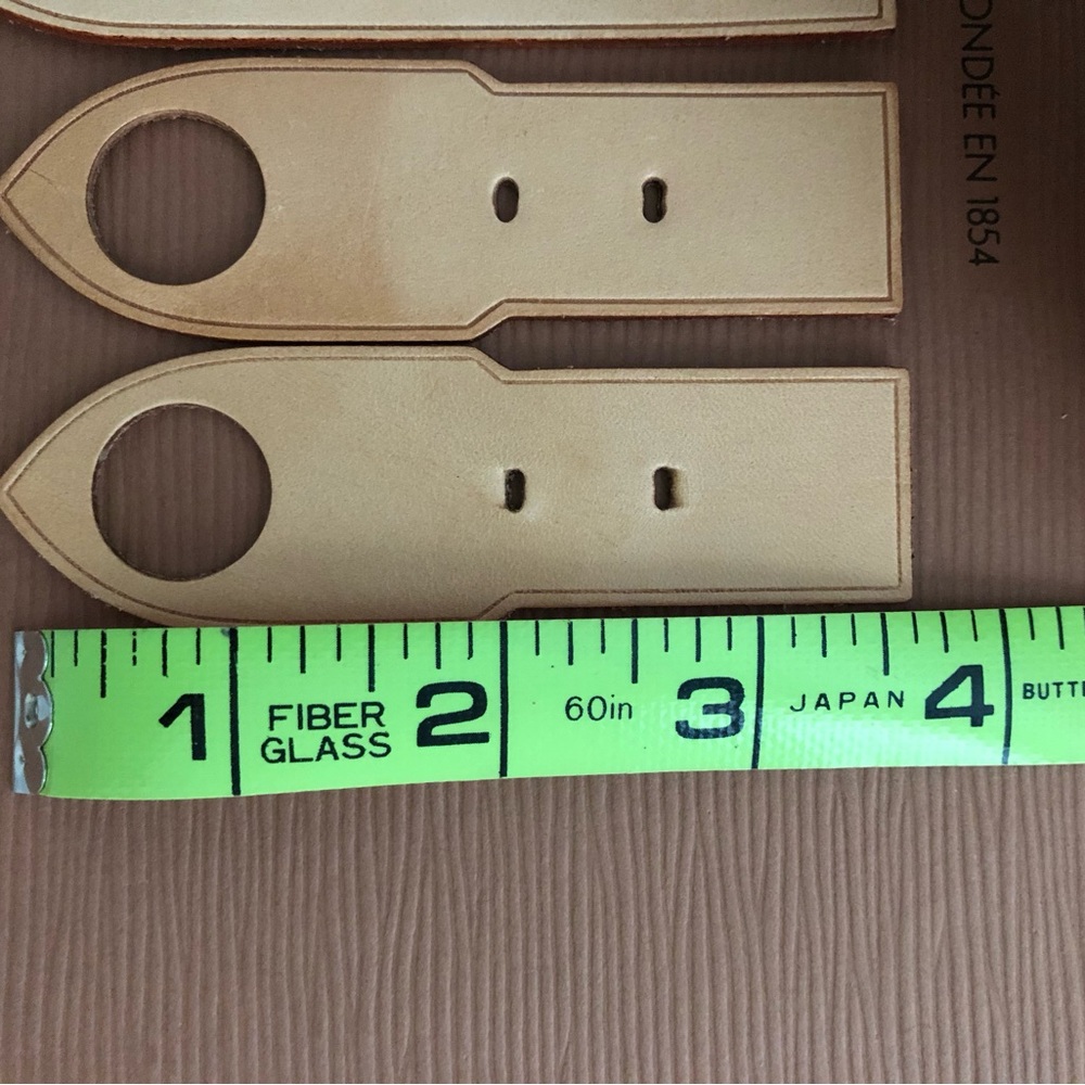 Leather belt buckle holder Straps- Light Tan
